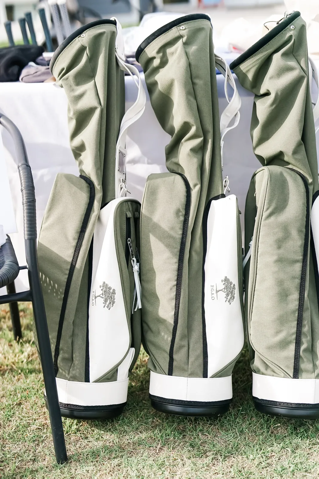Carry Bags in Formation